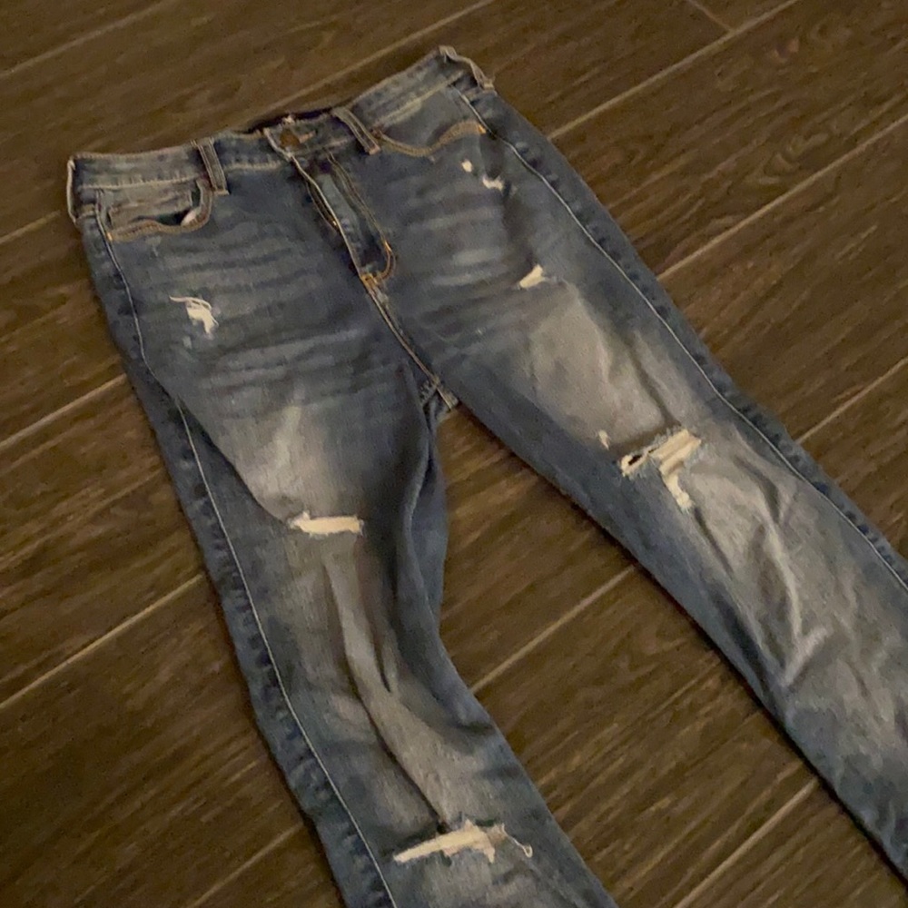 Hollister jeans